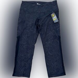 Old Navy black crop mid-rise compression leggings paisley fitted small petite S